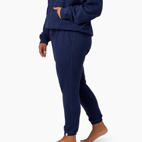 Tkees The Jogger - Picture 3 of 7